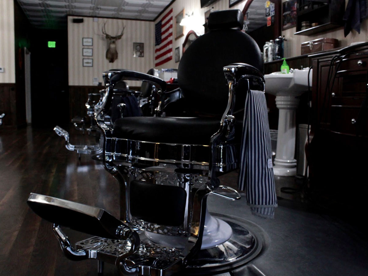 tavern-barbers-carousel-mobile-2023-001